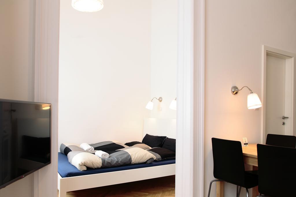 Maverick Apartments Boedapest Kamer foto